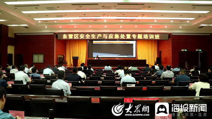 刘伯温资料论坛中心，精选解释解析与落实实践