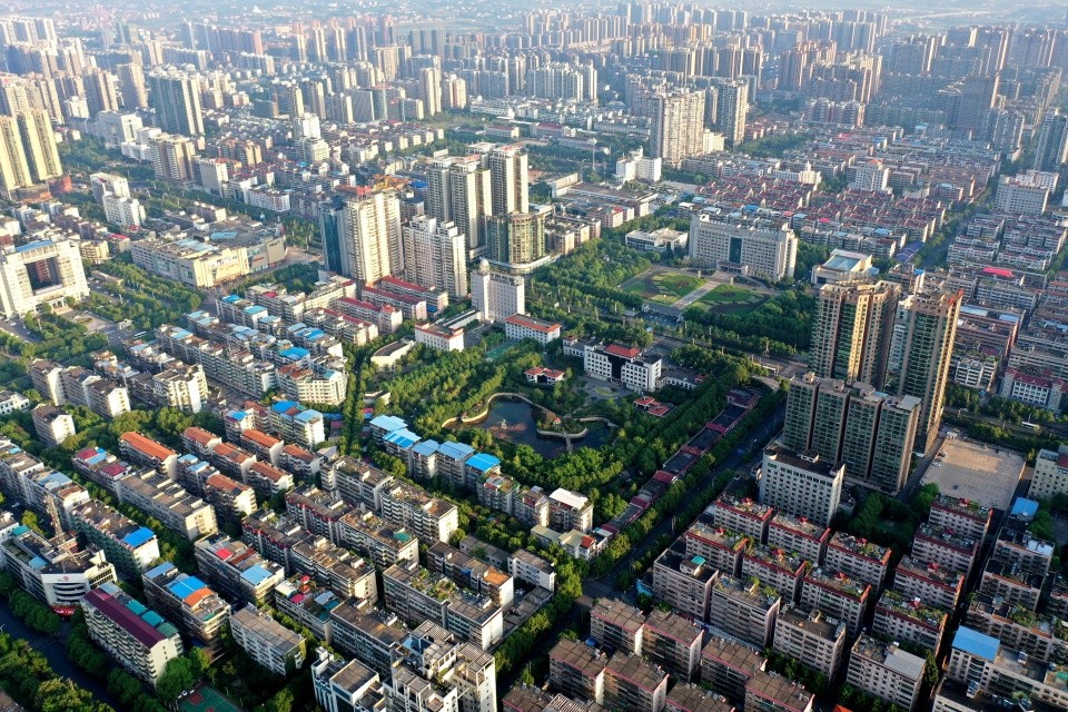 衡阳最新城市高楼图片，展现现代都市风采