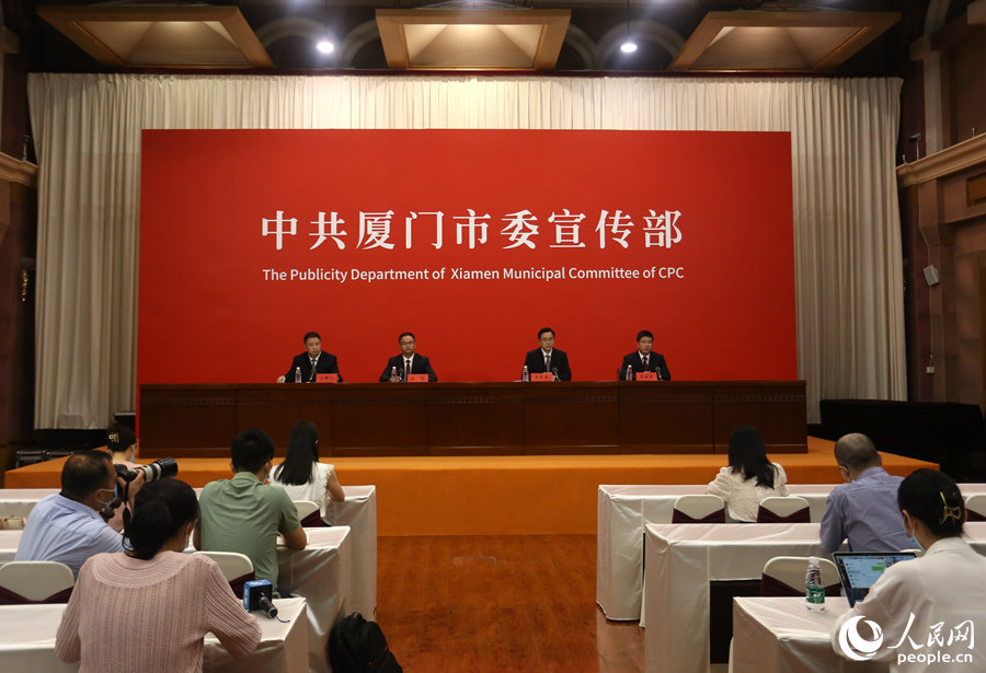 诸城市委最新一届常委，引领城市发展的核心力量