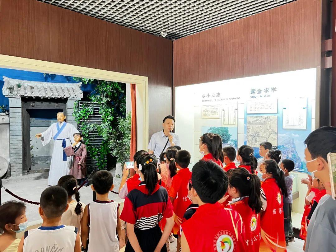 下载我信我的未来最新版本，探索未来的无限可能
